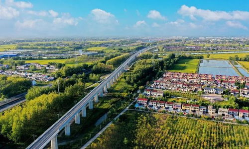 連云港至北京高鐵首次開(kāi)通，助力區(qū)域發(fā)展新篇章